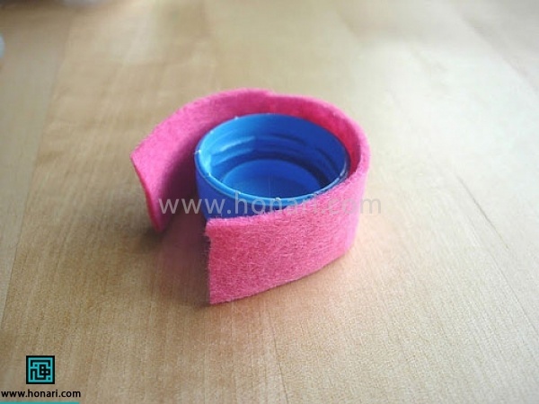 سپس ÙÙØ§Ø±Û ب٠طÙÙ Ø¯ÙØ± درب Ø¨Ø·Ø±Û Ù Ø¨Ù Ø¹Ø±Ø¶ Ø¨ÛØ´ØªØ± از درب Ø¨Ø·Ø±Û Ø¨Ø±Ø´ Ù
ÛØ²ÙÛÙ