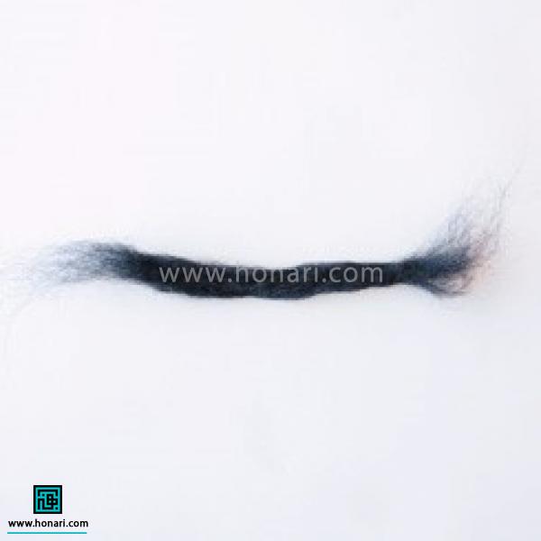 آموزش ساخت انگشتر با الیاف کچه دوزی-مرحله 1 مواد و ابزار اولیه مورد نیاز: الیاف کچه دوزی ، فرچه کچه دوزی ، سوزن کچه دوزی به اندازه کف دست الیاف کچه دوزی به رنگ دلخواه برداشته و بین دو دست تاب می دهید .