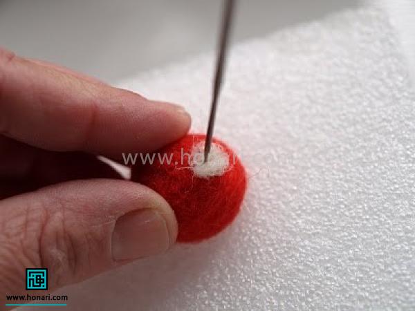 تÙپکسÙÛØ¯ را رÙÛ Ú©ÙØ§ÙÚ© گرد ÙØ±Ù
ز ÙØ§Ø±Ú ÙØ±Ø§Ø± داد٠٠با Ø³ÙØ²Ù زد٠آ٠را ثابت Ù
Û Ú©ÙÛØ¯