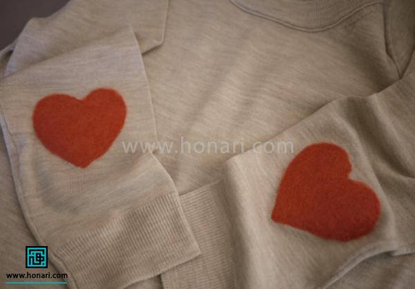 آموزش تزیین لباس با الیاف کچه دوزی-مرحله 8 بر روی آستین دیگر را نیز همین کاررا انجام دهید.