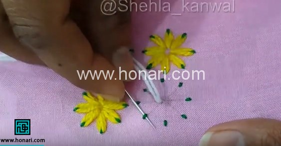 گلدوزی ساده روی پارچه