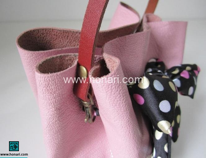 آموزش دوخت کیف چرم زنانه دست دوز