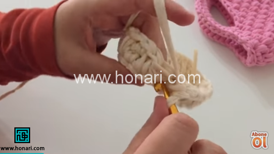 آموزش بافت کیف با کاموا تریکو