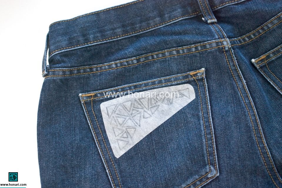 گلدوزی روی شلوار جین