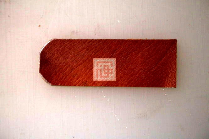 اموزش گردبند حرز چرم دوزی-مرحله 2 الگو را جدا کنید