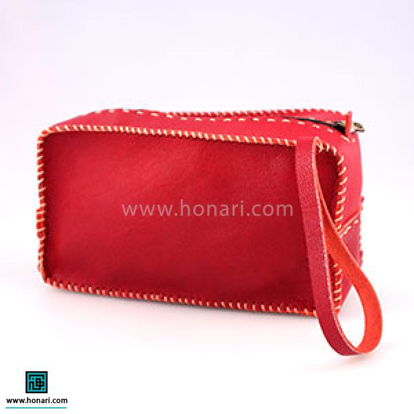 اموزش ساخت کیف لوازم آرایش چرم دوزی-مرحله 20 کار نهایی