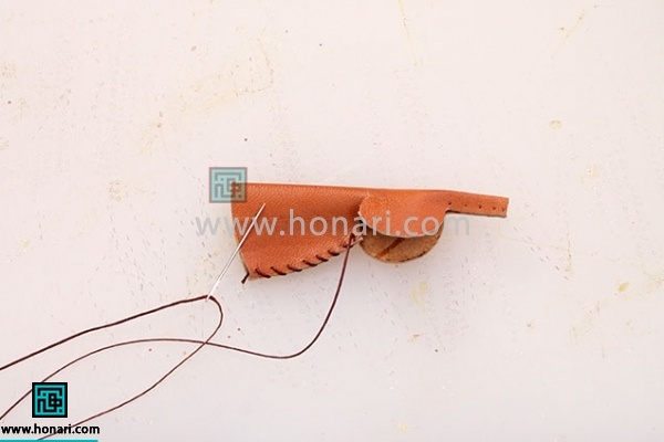 15.دوخت صحیح در شکل زیر نمایش داده شده است.