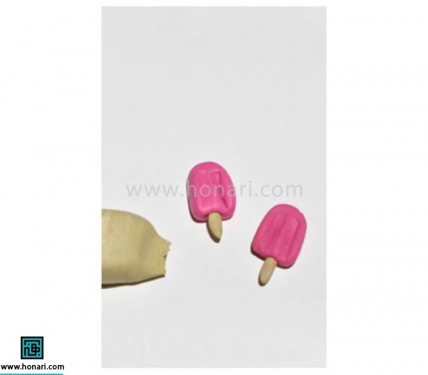 در انتها طبق دستور نوشته شده روی جعبه خمیر ، آن را حرارت میدهیم 