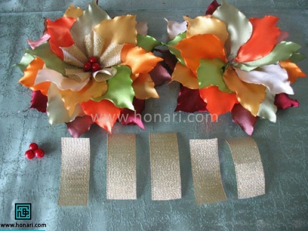 با روبان 2 سانتی رنگ متضاد 5 تکه 8 سانتی را ببرید