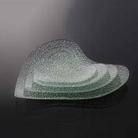 ظرف شیشه ای قلب مشجر