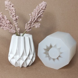 قالب سیلیکونی گلدان کد 3305 سایز 5*7.5 cm