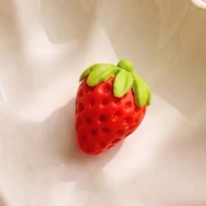 قالب شمع سیلیکونی توت فرنگی برگدار 2cm
